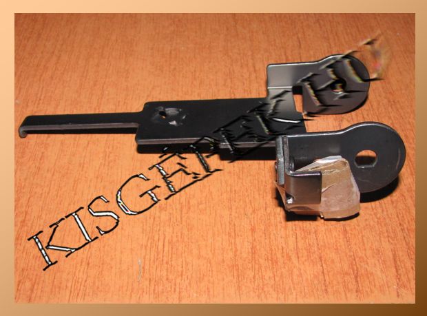 Feszítő görgő tartó Makita 9910, 9911